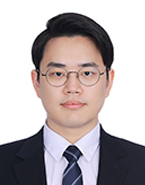 손지욱